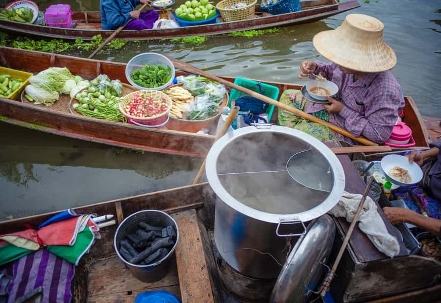 From Bangkok: Maeklong Railway and Floating Market Food Tour - A food stop with more than one bite