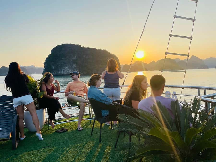 From Hanoi: Ha Long Bay Luxury Day Cruise with Food & Kayak - What to pack for the boat and island stops
