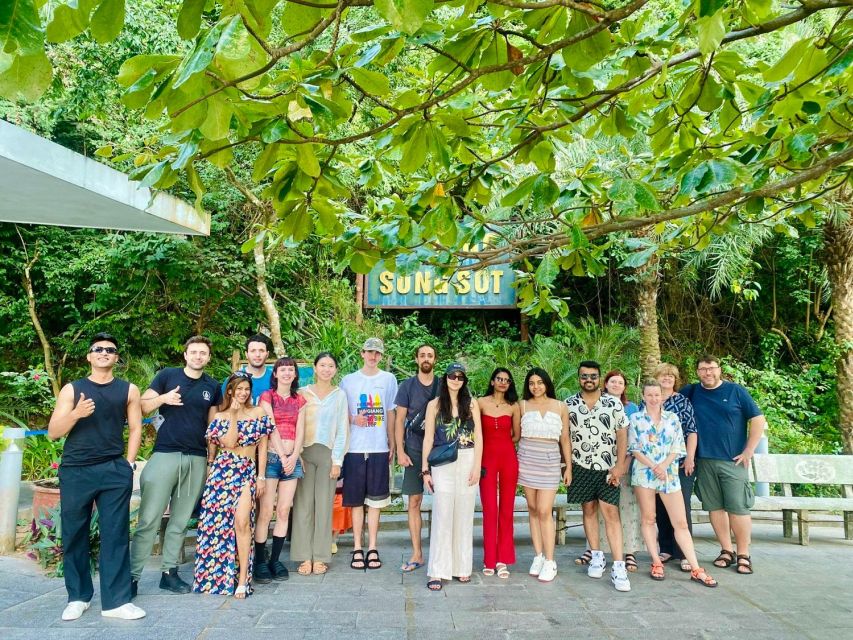 From Hanoi: Ha Long Bay Luxury Day Cruise with Food & Kayak - The sunset party on the return cruise