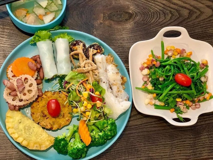 From Hanoi: Old Quarter Vegetarian Food Tour - Guides make the largest difference