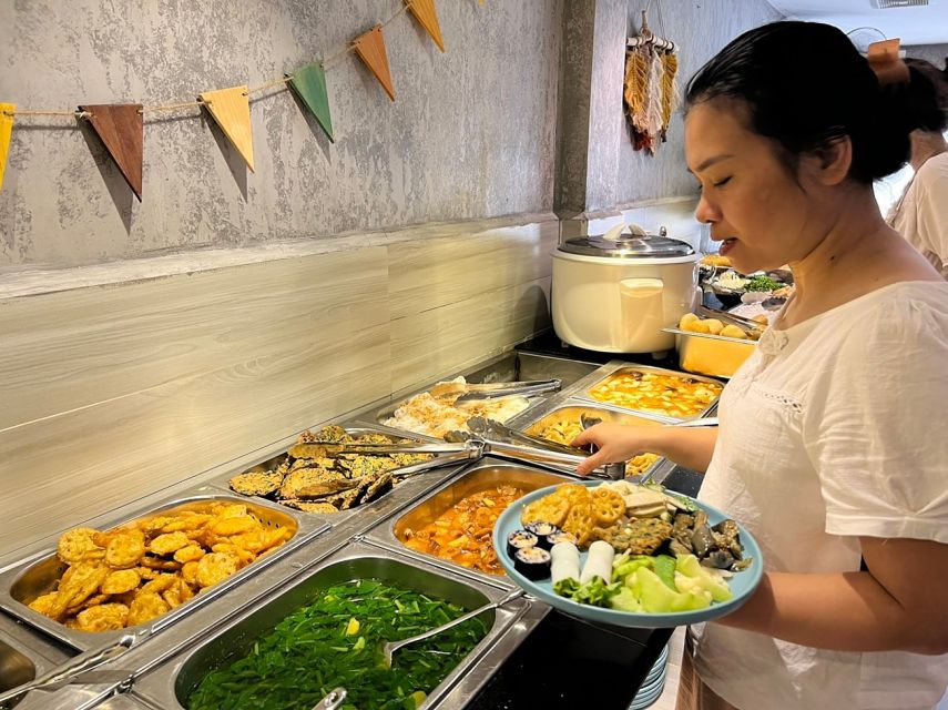 From Hanoi: Old Quarter Vegetarian Food Tour - Starting at 38 Bát Sứ Street