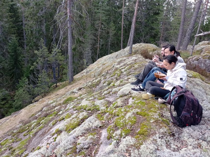 From Helsinki: Nuuksio National Park Hiking Tour with Food - The food stop at a Finnish laavu