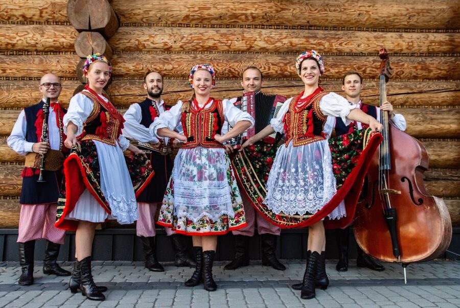 From Krakow: Polish Folk Show with All-You-Can-Eat Dinner - Key points to know before booking