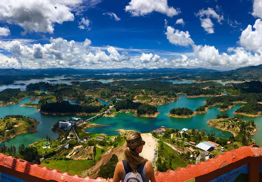 From Medellin: Guatape El Peñol with boat + gastronomic tour - Peñol and the Story Behind the New Town