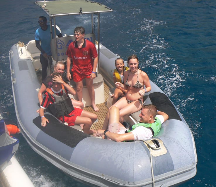 From Puerto Rico: Boat trip along the coast w/ Food & Drinks - At a glance: what makes this boat trip worth considering