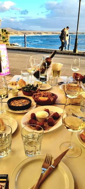 Fuerteventura North with Tapas (food) - El Cotillo: village streets and a tapas finish