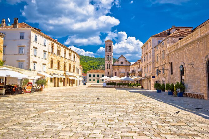 Full-Day Catamaran Cruise to Hvar & Pakleni Islands with Food and free Drinks - Šolta is the final swim before the party