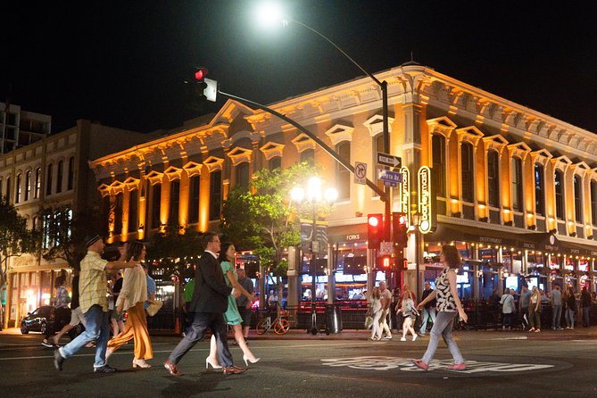 Gaslamp Quarter Food and Drink Tour: Brothels, Bites & Booze - What the walking pace feels like