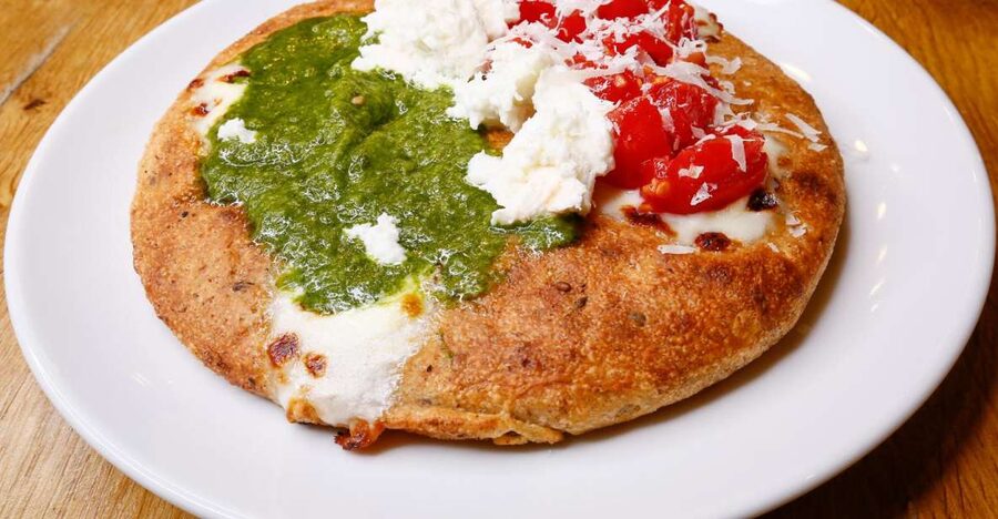 Genoa: The Ultimate Traditional Food and Drinks Tour - A bakery stop for focaccia and snacks