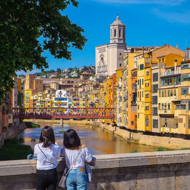 Girona: Guided 2-Hour Walking Tour with Food Tasting - Girona in two hours: a useful first look