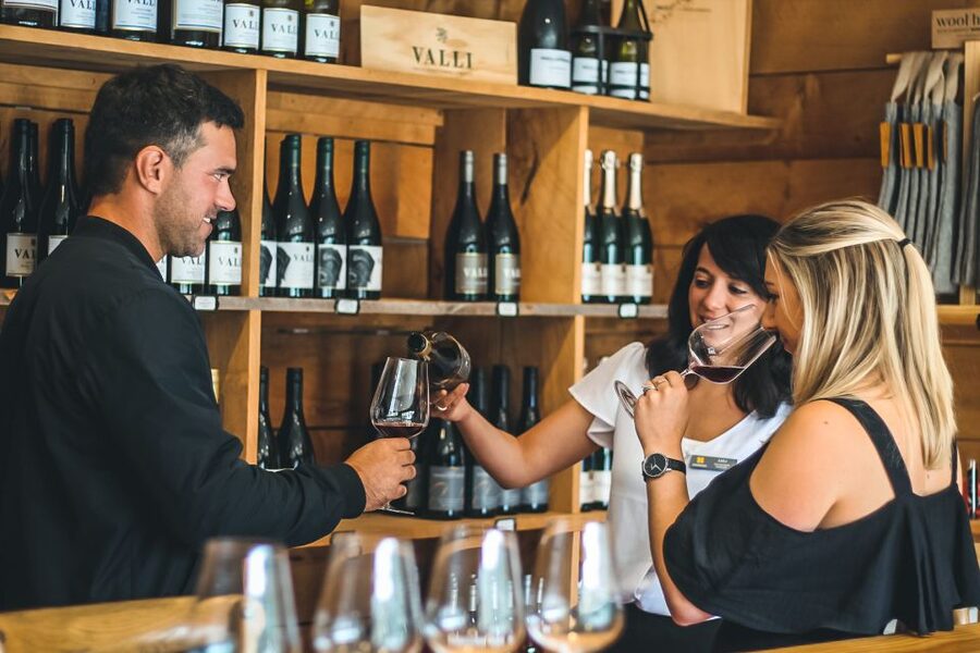 Gourmet Food and Wine Tour with Lunch and Wine Tastings - Booking Details and Practical Tips