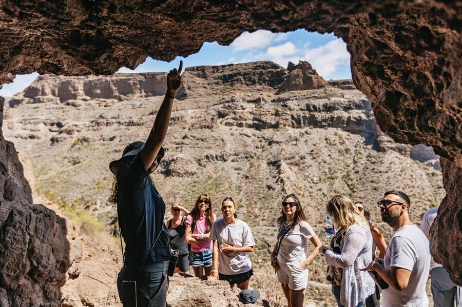 Gran Canaria: The Red Canyon Tour with Local Food Tasting - A full day across Gran Canaria’s changing scenery