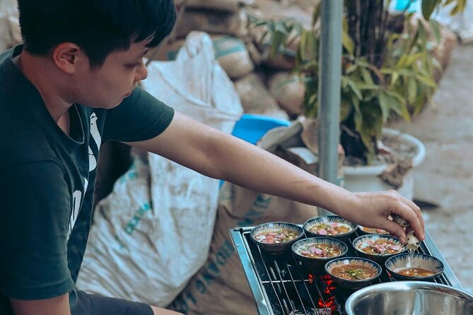 Ha Noi Walking Food Tour, Non Vegetarian,Vegan, vegetarian Option - Duờng Tau and the Old Quarter lanes