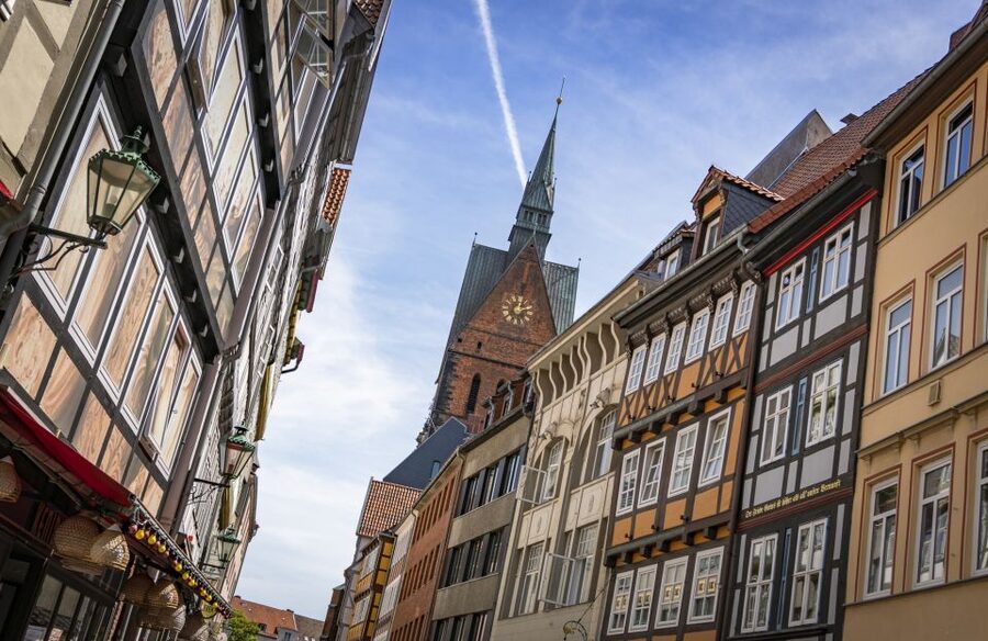 Hannover: Culinary Walking Tour Downtown + Old Town - Language, pace, and the practical details that matter