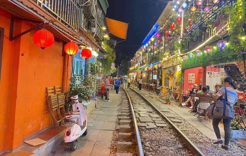 Hanoi: Guided Street Food Tour with Train Street Experience - Key points to know before booking