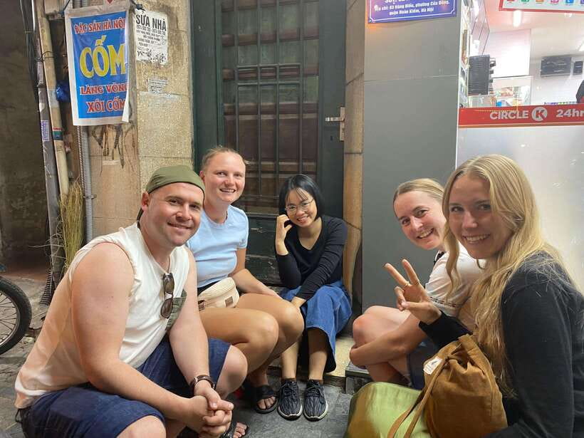 Hanoi: Guided Street Food Tour with Train Street Experience - Who should book this food walk?