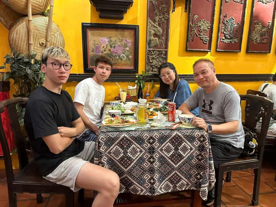 Hanoi: Old Quarter and French Quarter Walking Food Tour - What $31 buys you