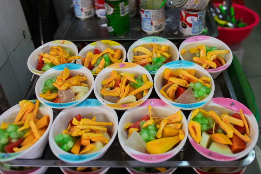 Hanoi: Private Street Food Walking Tour w/ a Real Foodie - Egg coffee and the sweet finish