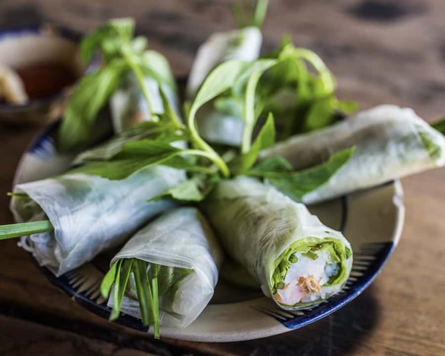 Hanoi Vegan Street Food & Train Street Tour - Train Street as the evening finale