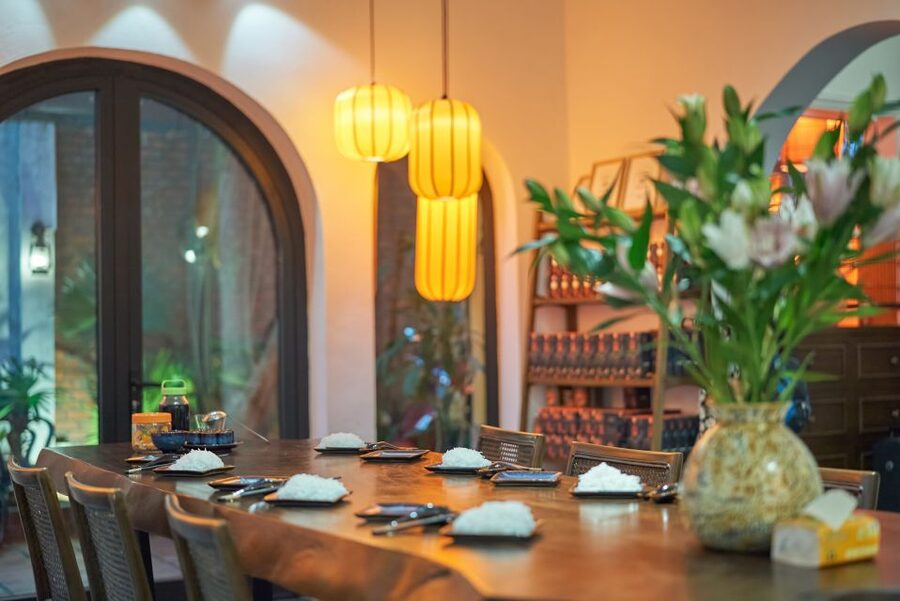 Hanoi: Vegan Vietnamese Cooking Class in a Local Villa - When the class runs and how group size affects it