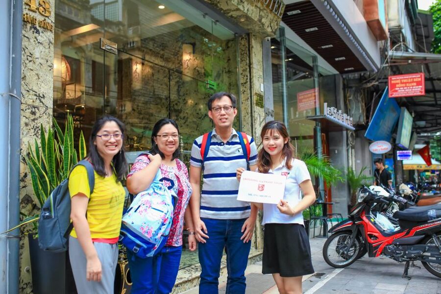 Hanoi Walking Street Food Tour & Cyclo Ride - Who should book this Hanoi experience?