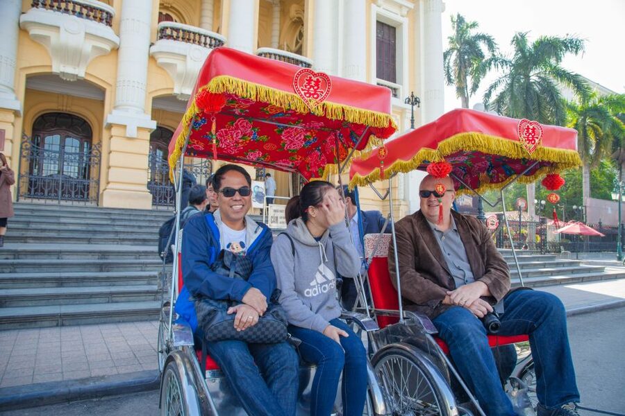 Hanoi Walking Street Food Tour & Cyclo Ride - Pickup, timing, and what to bring