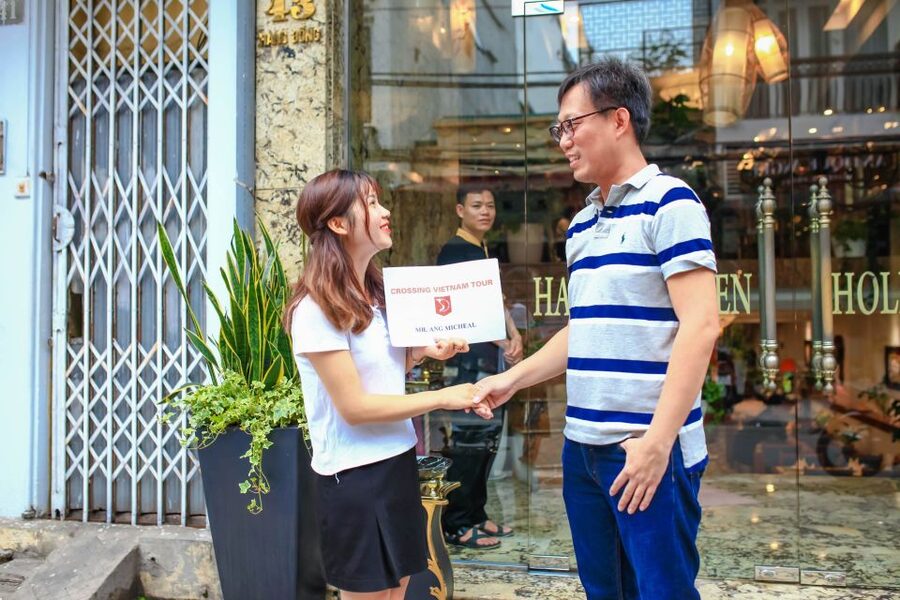 Hanoi Walking Street Food Tour & Cyclo Ride - Walking the Old Quarter one dish at a time