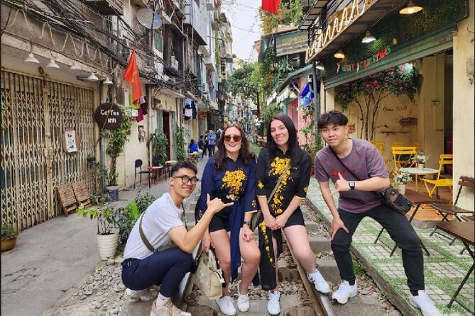 Hanoi Walking Street Food Tour with Train-Street Visit - Mixed pho and the familiar taste of Hanoi