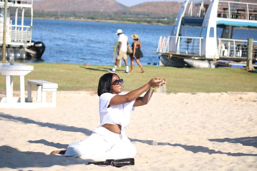 Hartbeespoort: 2-Hour Dam Cruise with South African Food - Who should book this cruise?