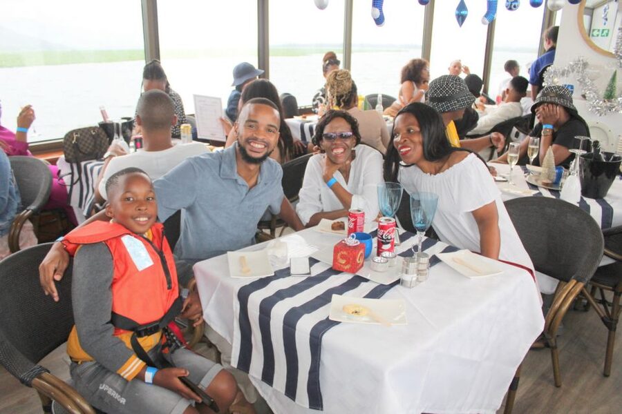 Hartbeespoort Dam: The Luxury Alba Boat Cruise with Food - Booking flexibility and practical cautions