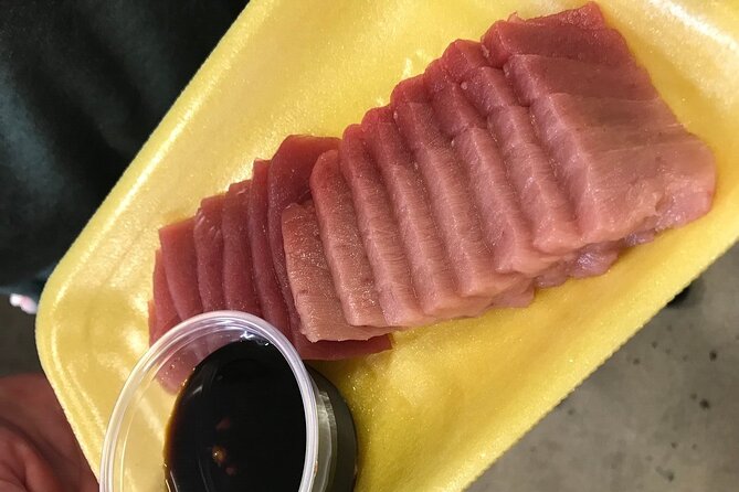 Hawaii Off The Beaten Path Food Tour - Pandan cake and the final poke