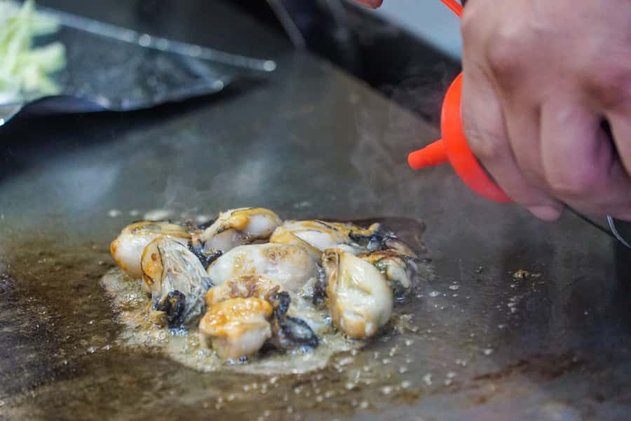Hiroshima: Bar Hopping Food Tour - The social side of an English-speaking guide