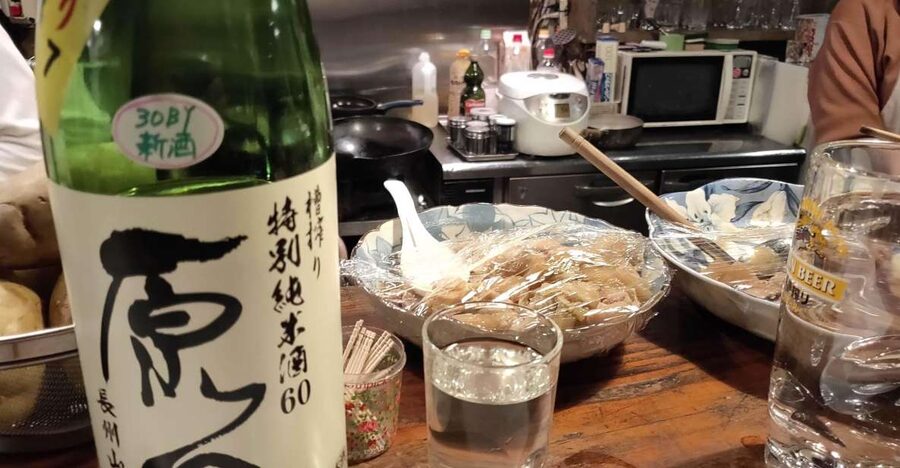 Hiroshima: Food and Culture Guided Walking Tour with Dinner - Tachinomi dining and the feel of a local night out