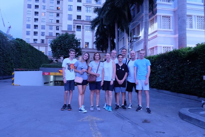 Ho Chi Minh City: Street Food Walking Tour with 12 Tastings - Grilled beef in betel leaf and meat skewers