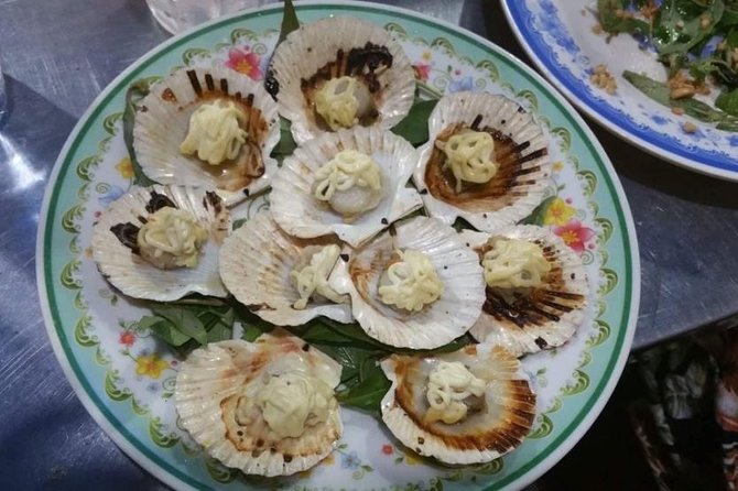Ho Chi Minh City: Street Food Walking Tour with 12 Tastings - Bánh Mì, local drinks, and the meal’s sweet finish