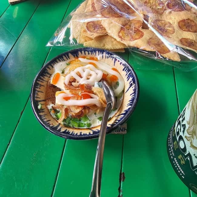 Ho Chi Minh: Original Walking Street Food Tour with Foodies - Who will enjoy this most