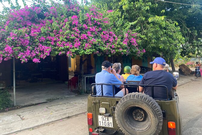 Hoi An Countryside Jeep Tour: Food, Culture & Daily Life - Tra Que Vegetable Village and the included meal