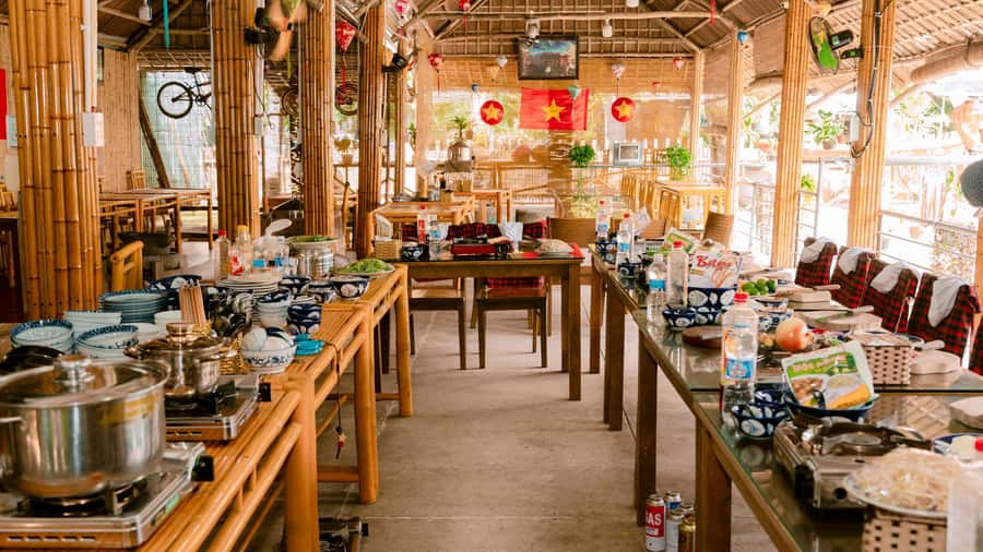 Hoi An: Unique Street Food Tour - Starting at 11 Hoang Dieu Street