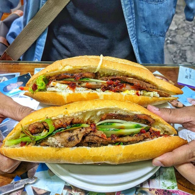 Hoi An: Unique Street Food Tour - Hoi An at night, without a restaurant reservation