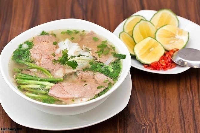 [HOT] Hanoi Old Quarter Walking Street Food - Small Group Tour - How much walking and waiting to expect