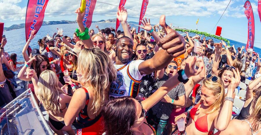 Ibiza: Ocean Club Boat Party with Premium Drinks, Food, & DJ - Who will enjoy Oceanbeat most?