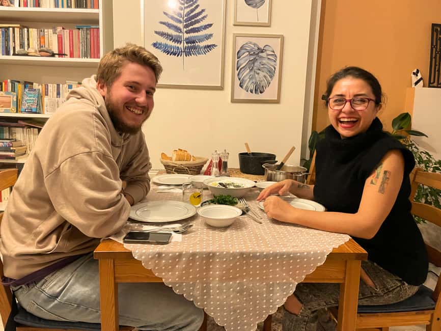 Istanbul Home Cooking Course - Cook and Eat - Cooking with Gülşah in her home