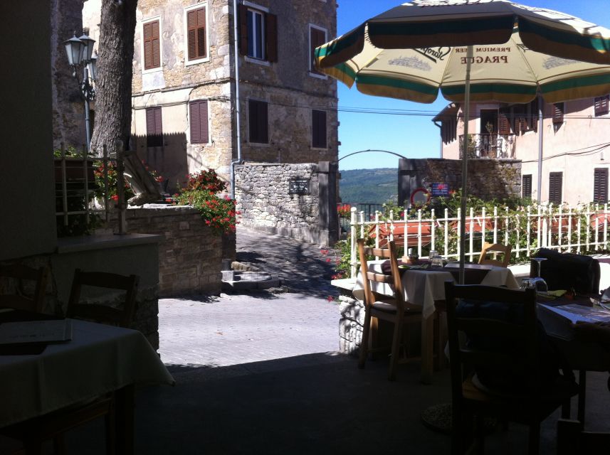 Istria: Guided Tour of Inner Istria with Food Tasting - Grožnjan, the artist village with time to wander