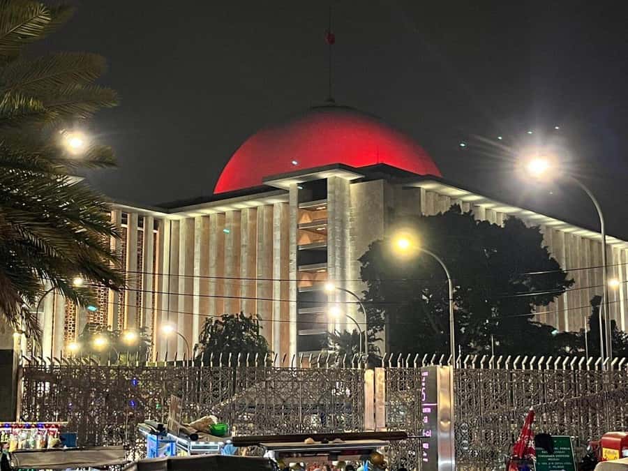 Jakarta: Private Guided Sightseeing & Street Food Night Tour - Mangga Besar, martabak, and the practical side of street food