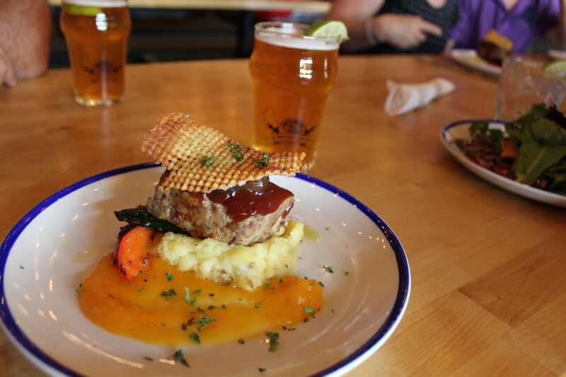 Jasper: Downtown Foodie Tour - What happens between the restaurant stops