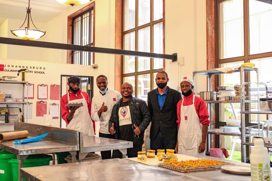 Johannesburg: Local Food Tasting Guided Walking Tour - Key points at a glance