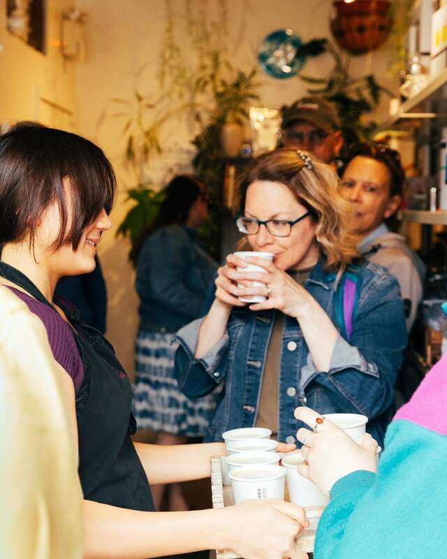 Kelowna: Walking Food Tour with 7 Tastings and 4 Drinks - Price, pacing, and what the $89 covers