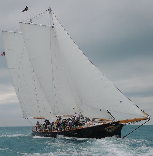 Key West: Schooner Sunset Sail with Food & Drinks - Drinks and hors d’oeuvres during the sail