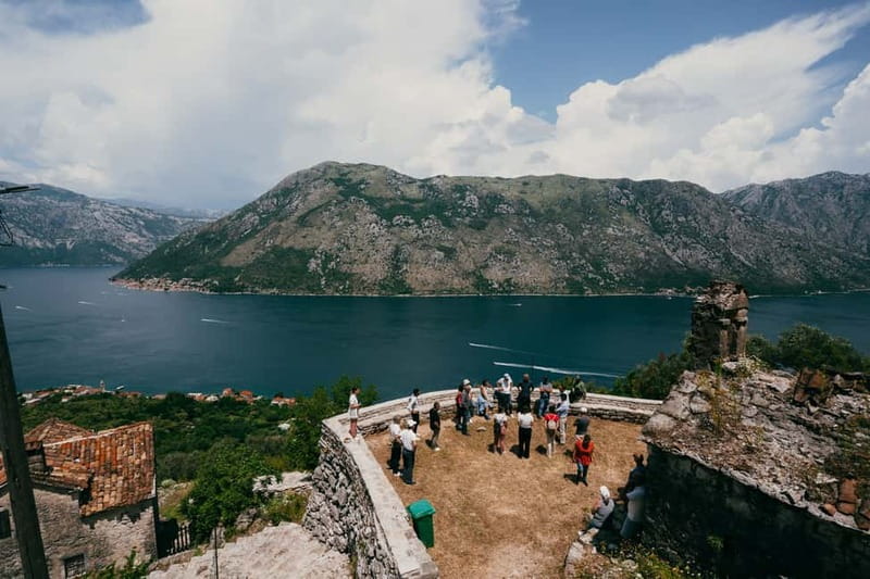 Kotor: Jeep Tour to Hidden Stone Village & Food Tasting - Walking the old stone village