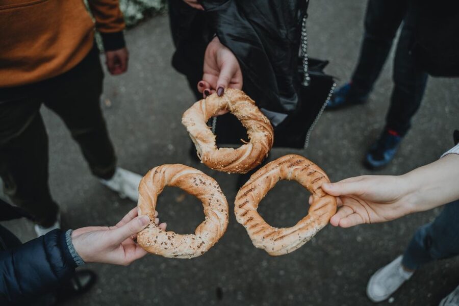 Krakow: Traditional Polish Food and Drinks Tasting Tour - Old Town stories between the meals